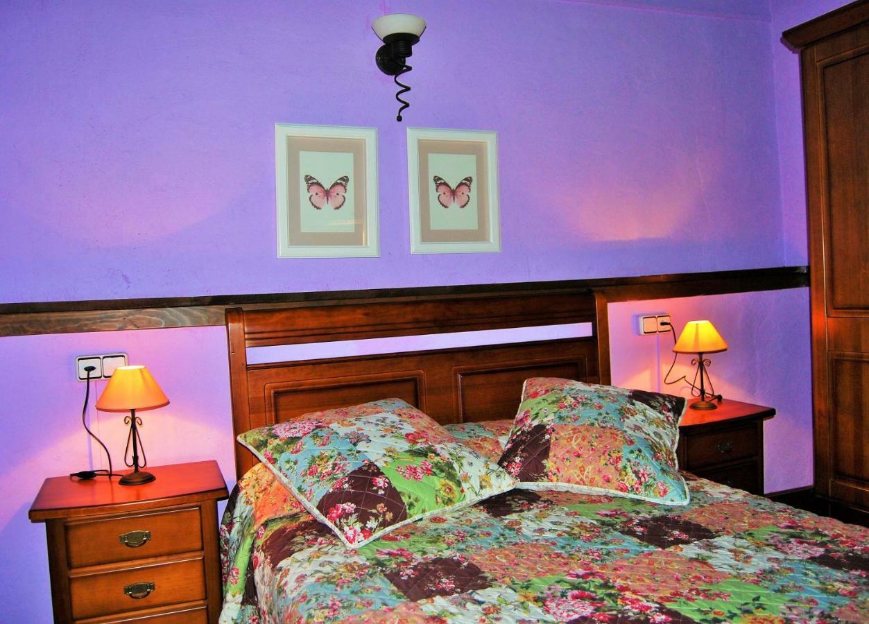 Villa Casa Azon Oliván Esterno foto