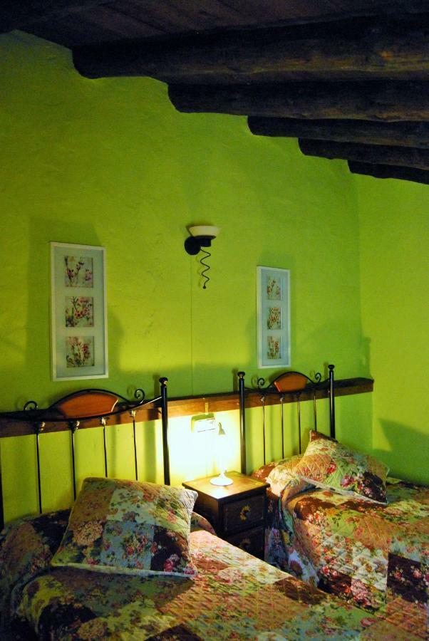 Villa Casa Azon Oliván Esterno foto